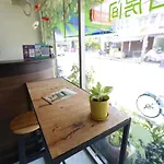 Banana Hostel Donmuang